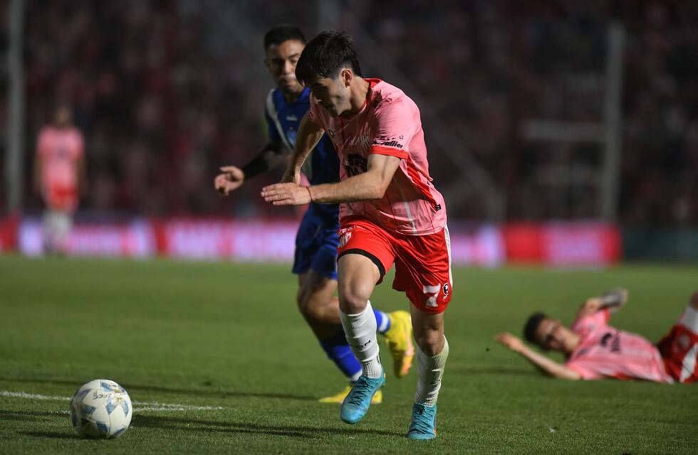 Instituto no hizo de Alta Córdoba una fortaleza: derrota con Vélez y el peor partido del torneo