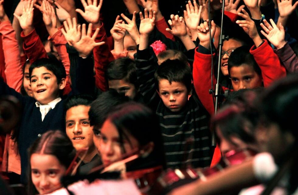 El Mercado Artesanal celebra el mes de la Niñez con un espectáculo musical