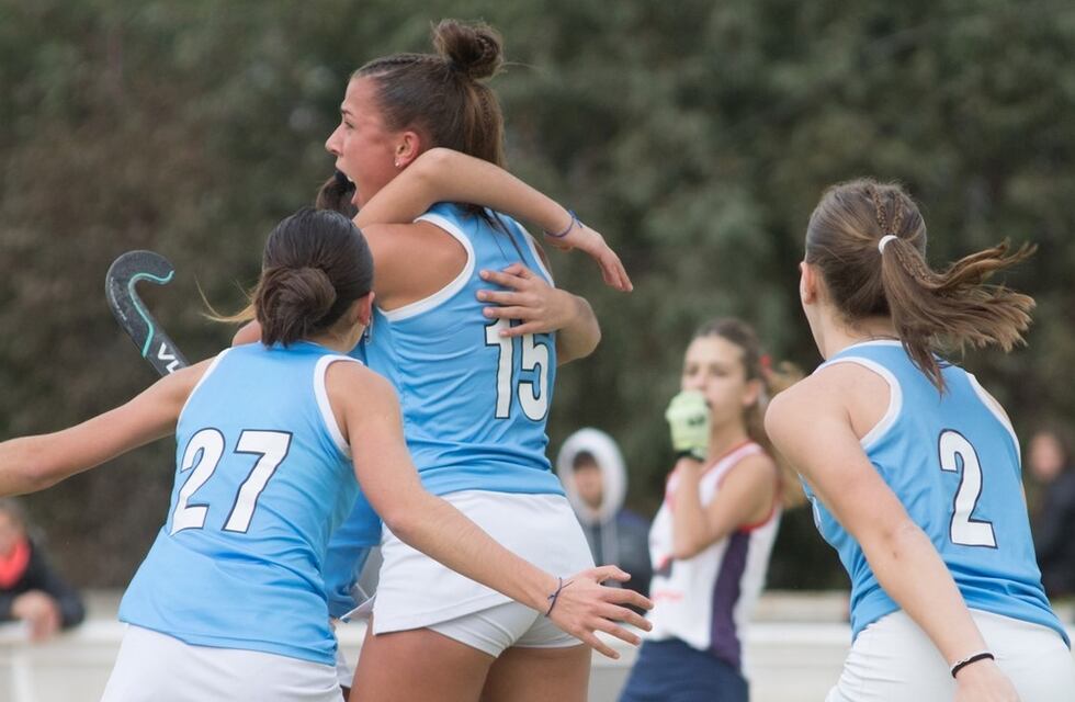 Hockey: Puerto Belgrano “A” se quedó con el duelo ante Rosario