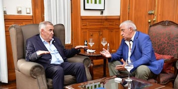 A 41 años de democracia, se abrirá un nuevo periodo de sesiones con un enfoque austero y sin aglomeraciones, según acordaron Jaldo y Álvarez.
