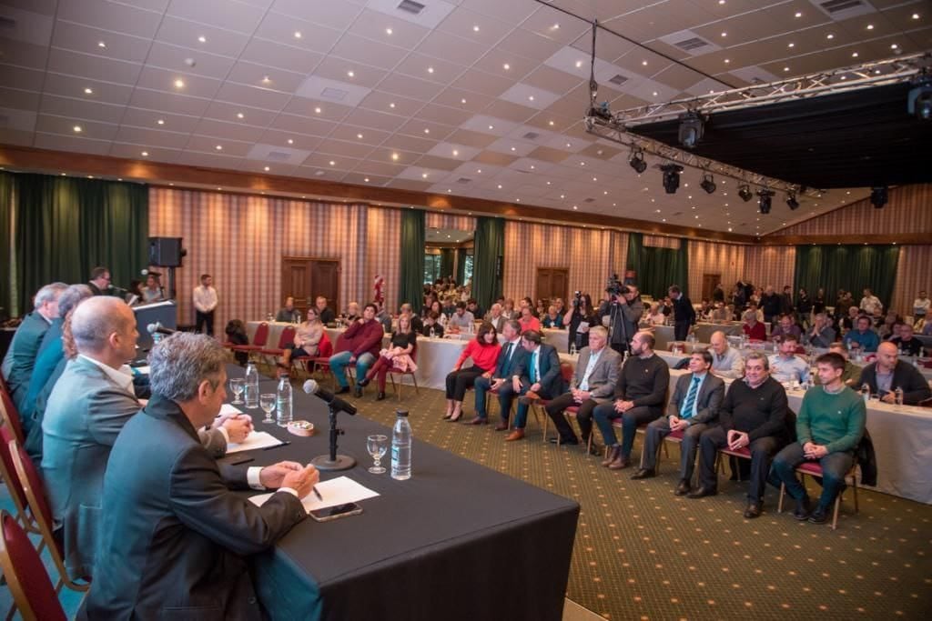 La Federación Empresaria Hotelera Gastronómica de la República Argentina promueve la competencia nacional.