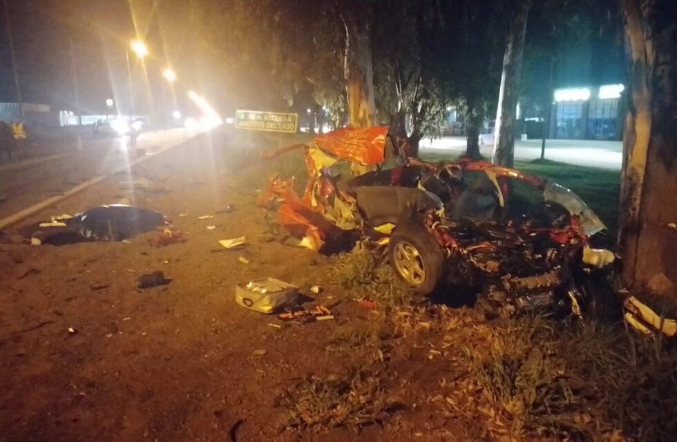 Accidente fatal en Sinsacate: un muerto tras un choque frontal entre un auto y un camión