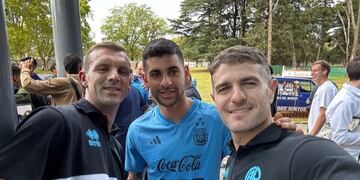 Diego Novaretti y Pablo Vegetti, referentes de Belgrano, junto al Cuti Romero (Instagram)