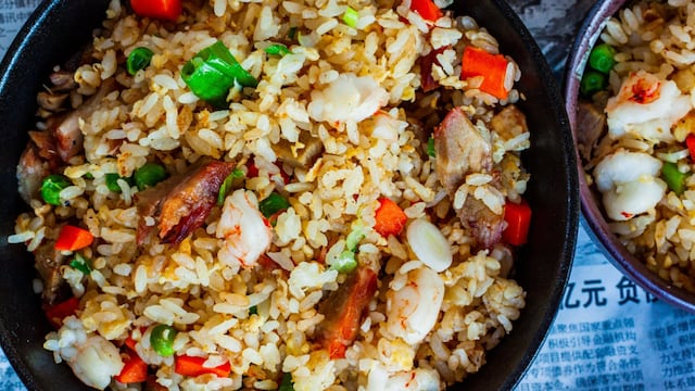 La base del clásico Chow fan es el arroz frito. Imagen ilustrativa.