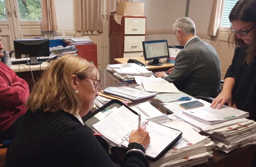 Tres Arroyos: apertura de sobres de las licitaciones para obras en barrios Boca, Unión, Olimpo y La Aceitera