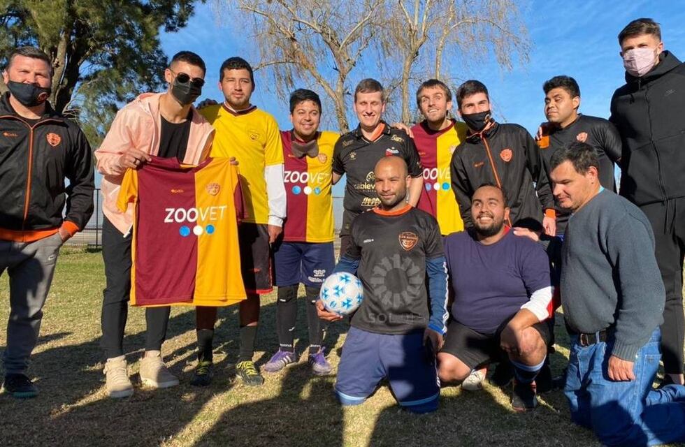 Jugadores de Colón se sumaron al entrenamiento de Los Búhos