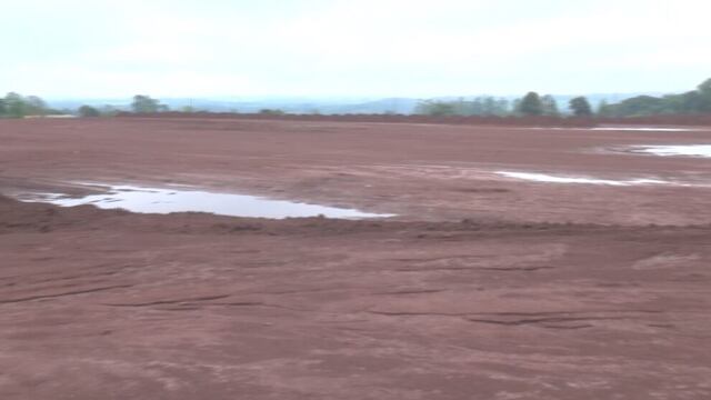 Eldorado: se encuentran realizando conexiones de riego para el futuro estadio.