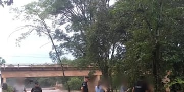 Buscan intensamente a un joven de 21 años que desapareció en el arroyo Ñacanguazú en Santo Pipó.