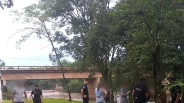 Buscan intensamente a un joven de 21 años que desapareció en el arroyo Ñacanguazú en Santo Pipó.