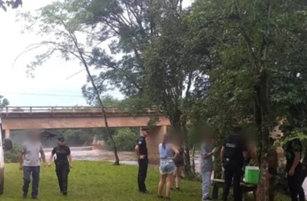 Buscan intensamente a un joven de 21 años que desapareció en el arroyo Ñacanguazú en Santo Pipó