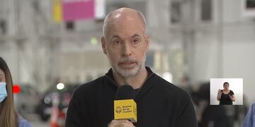 Horacio Rodríguez Larreta se refirió a la necesidad de adelantar la aplicación de las terceras dosis en la Ciudad, debido a la escala de casos en las últimas semanas. Foto Vía País.