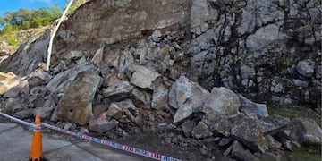 Las imágenes del desmoronamiento en el ingreso al Mirador de Ascochinga.