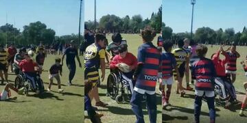 Ayudaron a Ezequias a marcar su primer try.