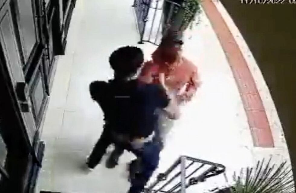 Mendoza: Un joven se negó a entregar su celular y los delincuentes le dispararon dos veces