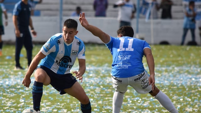Agustín Palavecino tuvo dos chances claras en el primer tiempo, pero el delantero del "Lobo" no fue efectivo frente al arco.