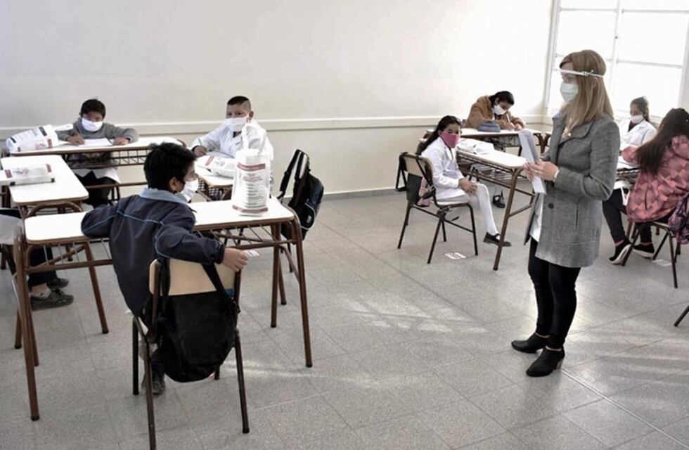 Vuelven las clases presenciales en las secundarias de Rosario y Santa Fe