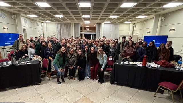 Más de 60 emprendedores participaron del Taller de Inteligencia Artificial