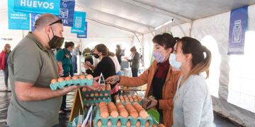 Vuelve a funcionar el Mercado Municipal (El Diario)