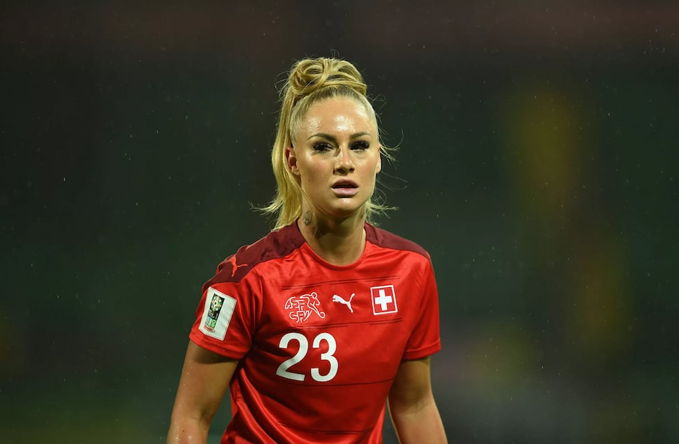 Quién es Alisha Lehmann, la futbolista “más linda” del Mundial femenino que reveló que es bisexual