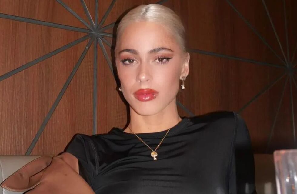 Tini Stoessel regresó a Instagram con una contundente foto: “Me quedé callada”