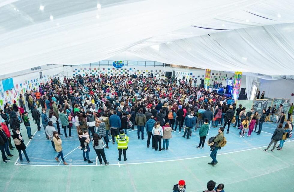 Las escuelas experimentales festejaron sus 30 años