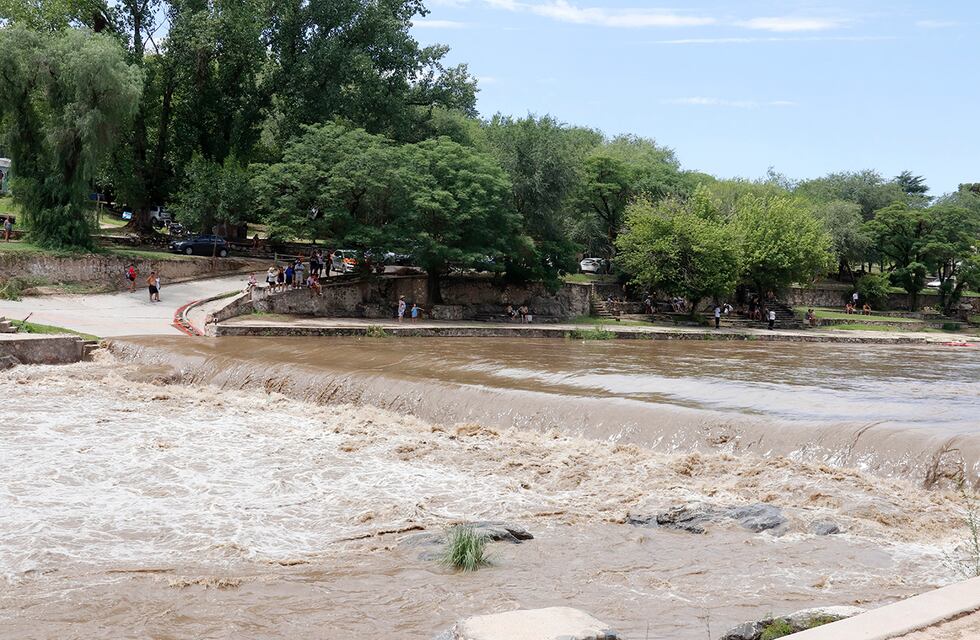 Lluvias intensas en Carlos Paz: se esperan crecientes para las próximas horas