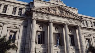 La UBA actualizará el plan de estudios de dos carreas: Economía y Administración.