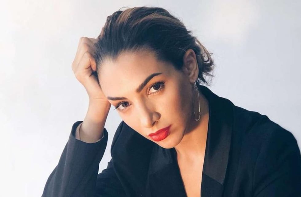 Thelma Fardín se mostró en corpiño y dejó a la vista sus tatuajes