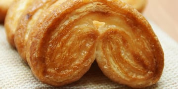 Con 3 ingredientes y muy fácil de hacer: receta de palmeritas con la tapa de la tarta pascualina