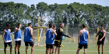 Santamarina de Tandil: altas y bajas en el equipo que busca no descender en la Primera Nacional en 2022