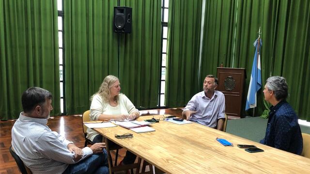 Alejandro Grandinetti se reunió con funcionarios del DEM y representantes de Atlético de Rafaela por la "Semana de la Velocidad"