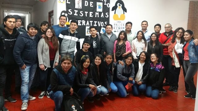 La Facultad de Ingeniería de la Universidad Nacional de Jujuy ofrece en La Quiaca la carrera de Analista Programador Universitario.