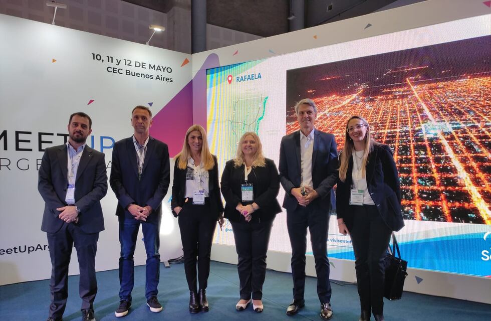 Rafaela presente en la Feria Meet Up promocionando la “Semana del Automovilismo”