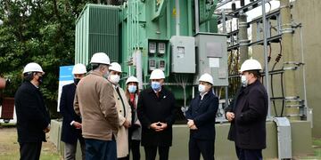 Jaldo participó de la instalación de un nuevo transformador para la Estación Transformadora Norte