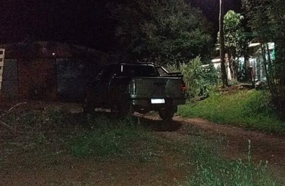 Montecarlo: delincuentes encapuchados intentaron robar una camioneta