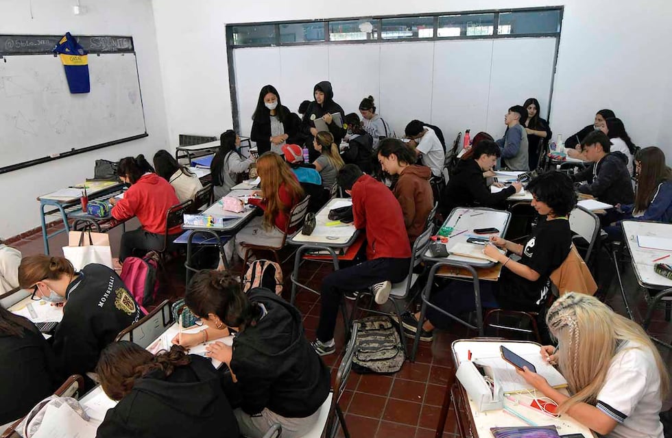 Postergan la reforma para que no repitan en las secundarias bonaerenses