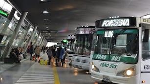 Golpe al bolsillo en el cierre del año para los usuarios del transporte interurbano de Córdoba.