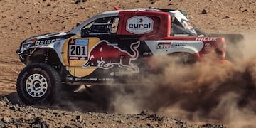 Al-Attiyah sigue ampliando su ventaja en la general del Dakar 2022. Ya tiene casi 40 minutos de margen sobre Loeb.