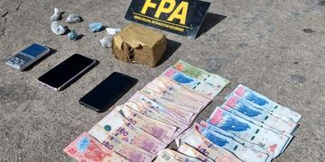 Carlos Paz. Llevaba medio kilo de marihuana.