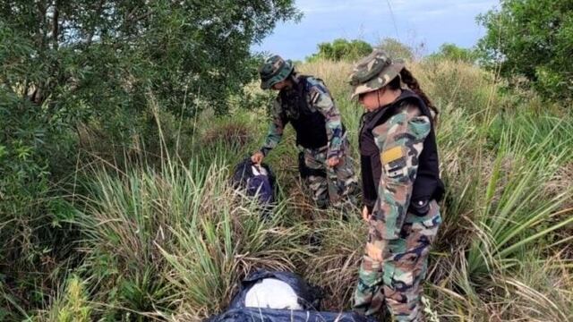 Candelaria: encontraron marihuana escondida entre las malezas.