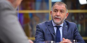 Luis Juez criticó el impuesto a las grandes fortunas.