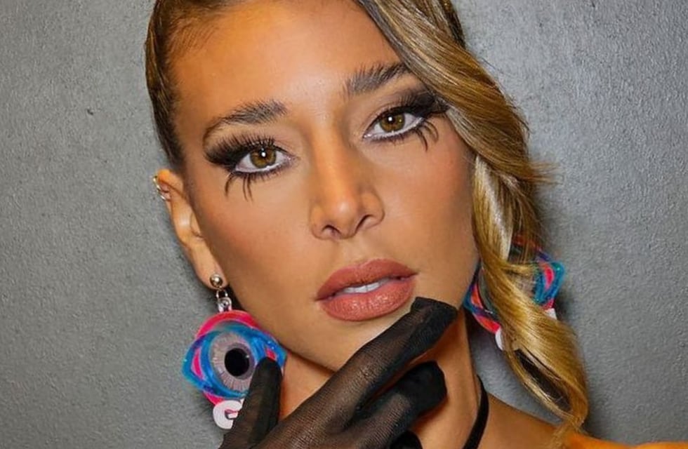 Una diosa de otra galaxia: Sol Pérez deslumbró con un outfit metalizado cut out