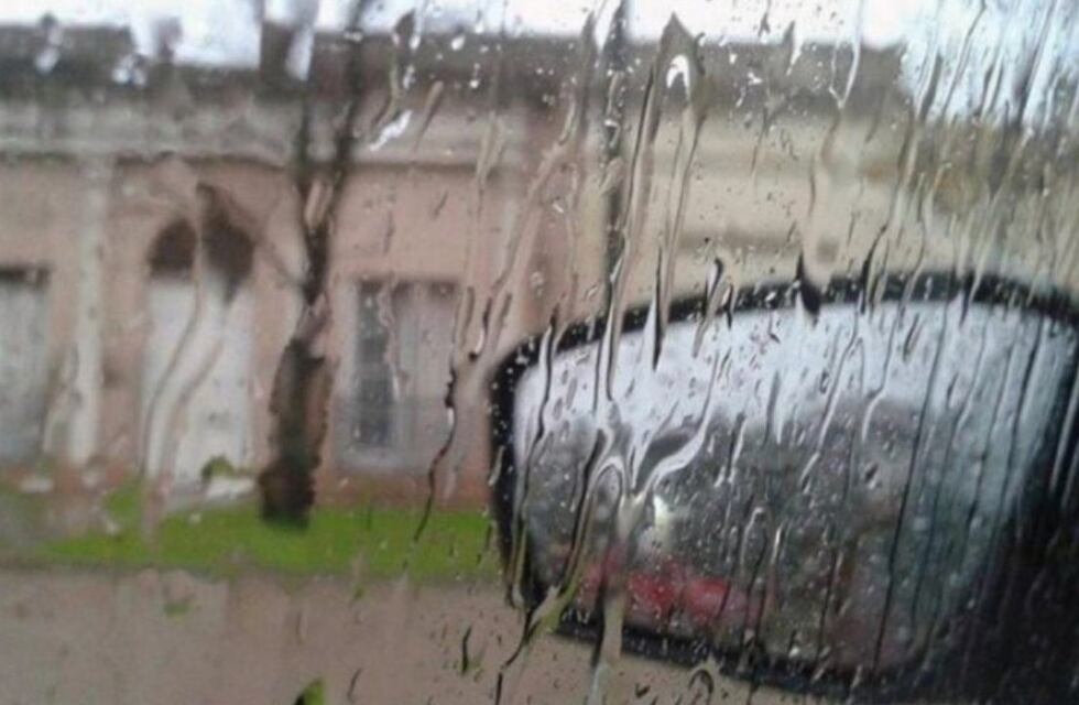 Temporal en Corrientes: más de 600 evacuados y alertan una nueva crecida del nivel del agua