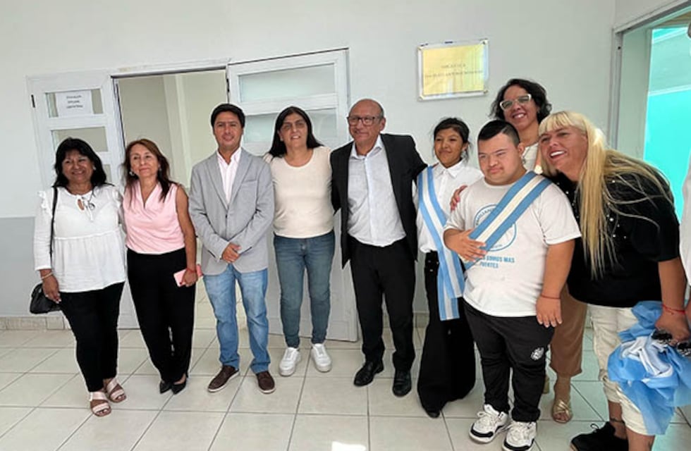 Ministerio de Educación y Camioneros inauguraron una escuela especial en Jujuy