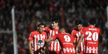 Instituto le ganó a Colón 3-1 en Alta Córdoba, por la quinta fecha de la Copa de la Liga. (Facundo Luque / La Voz)
