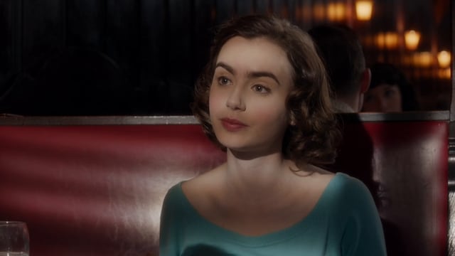 Lily Collins protagoniza Las reglas no aplican.