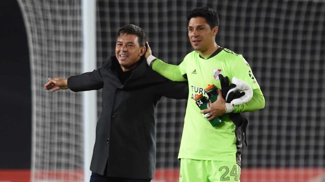 Enzo Pérez avisó entre risas que no volverá a atajar en River.