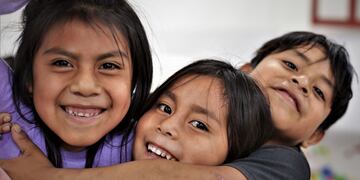 Infancia sin violencia: de qué trata el programa que ayuda a mejorar la crianza niños y niñas