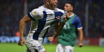 Golazo de Alejandro Martínez e el aquel Belgrano 2-Talleres 2 en el Gigante de Alberdi.