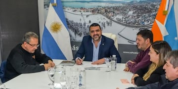 Vuoto firmó un acta con la Asociación del Personal de los Ferrocarriles Argentinos